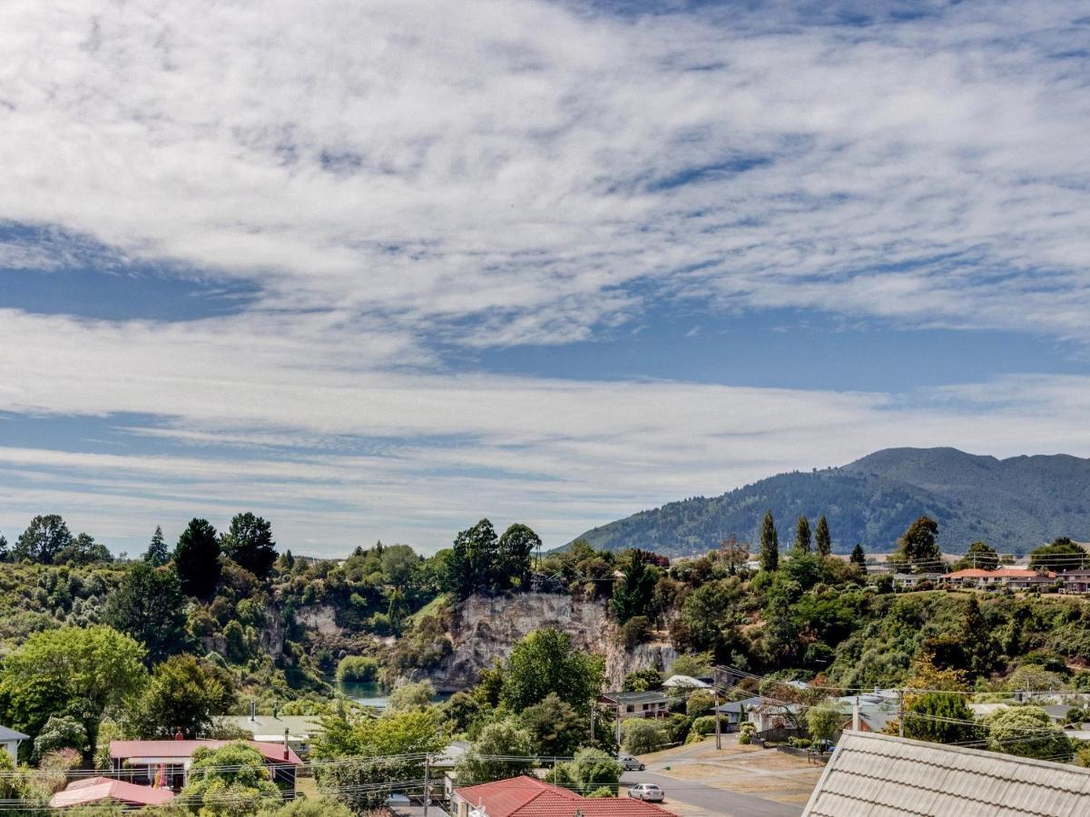 Treetop Hideaway - * Taupo